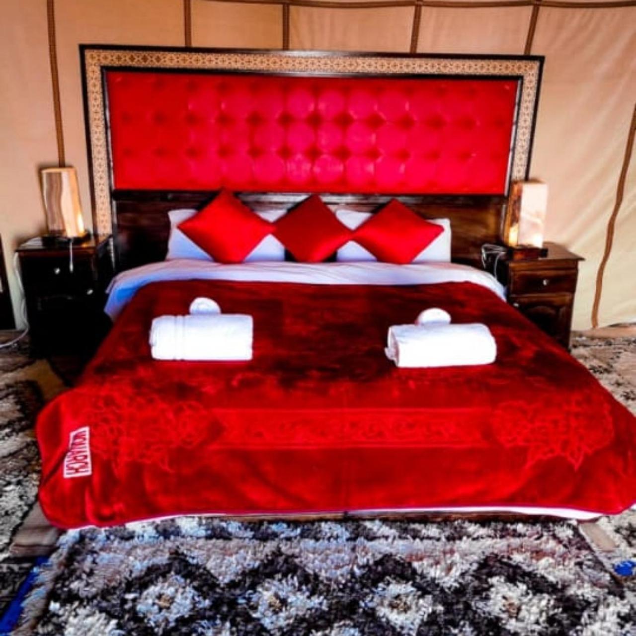 Hotel Sahara Luxury Glamping Merzouga Esterno foto